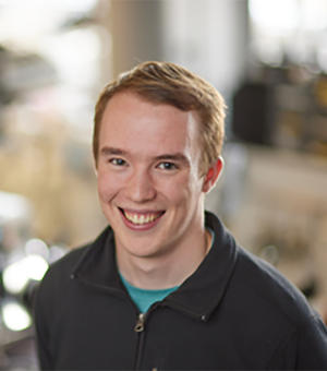 Portrait photo of Harold Cannon