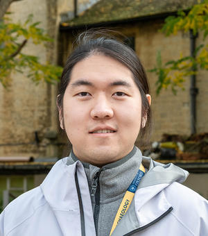 Portrait photo of Ling Wa Eric Shi