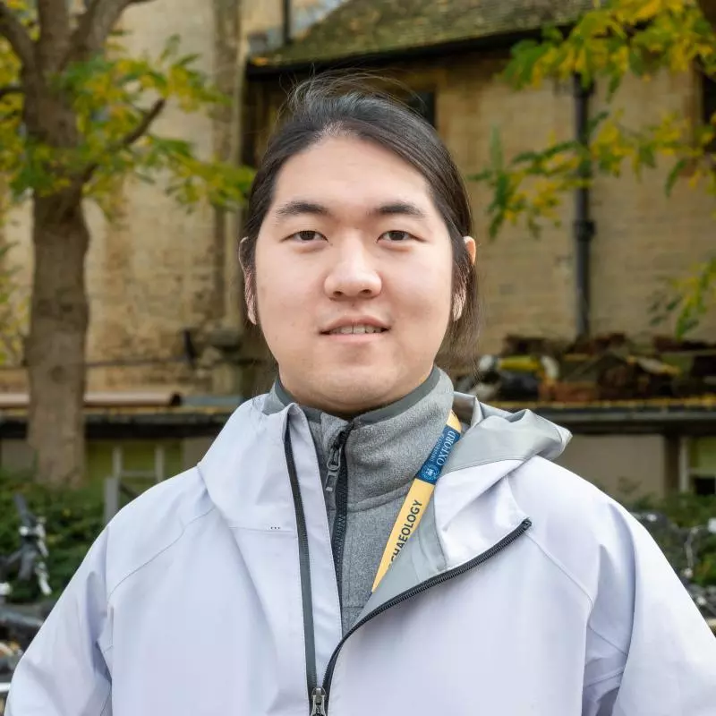 Ling Wa Eric Shi portrait photo